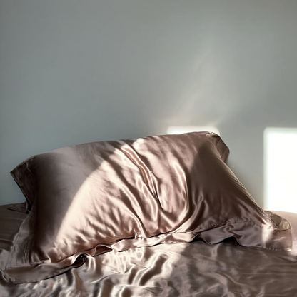 Serenelle Silk Pillowcase